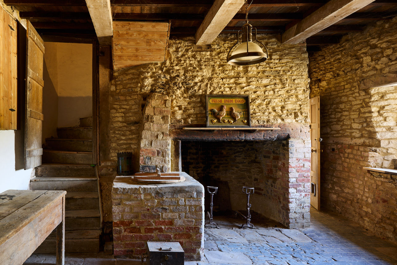 Boot Room and Dogs Room 